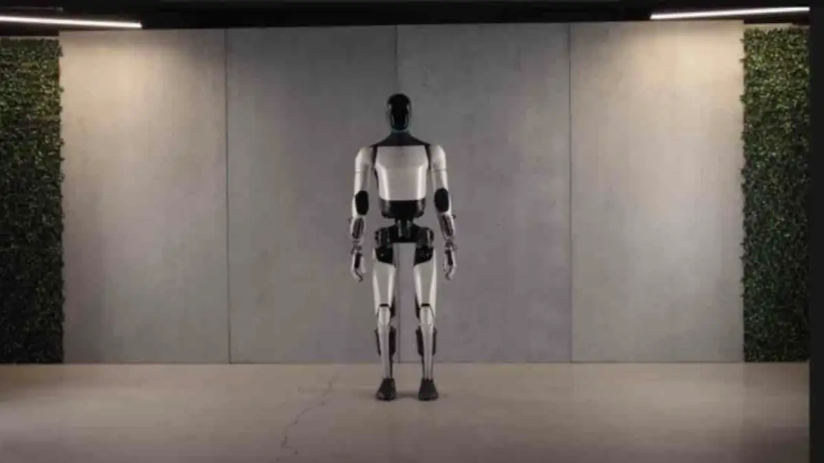 Tesla, robot Optimus, Elon Musk, robot umanoidi, produzione Tesla, intelligenza artificiale, robotica